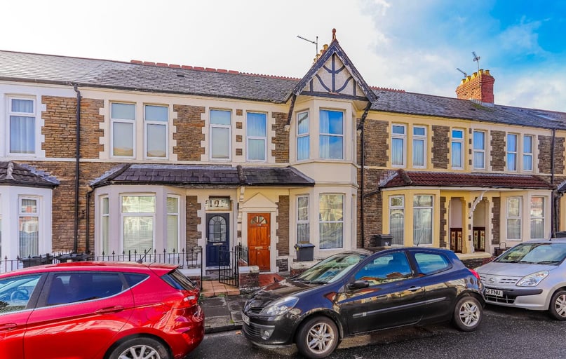 Lisvane Street, Maindy, Cardiff - Image 1